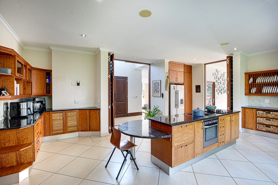 5 Bedroom Property for Sale in Cloudy Creek Free State